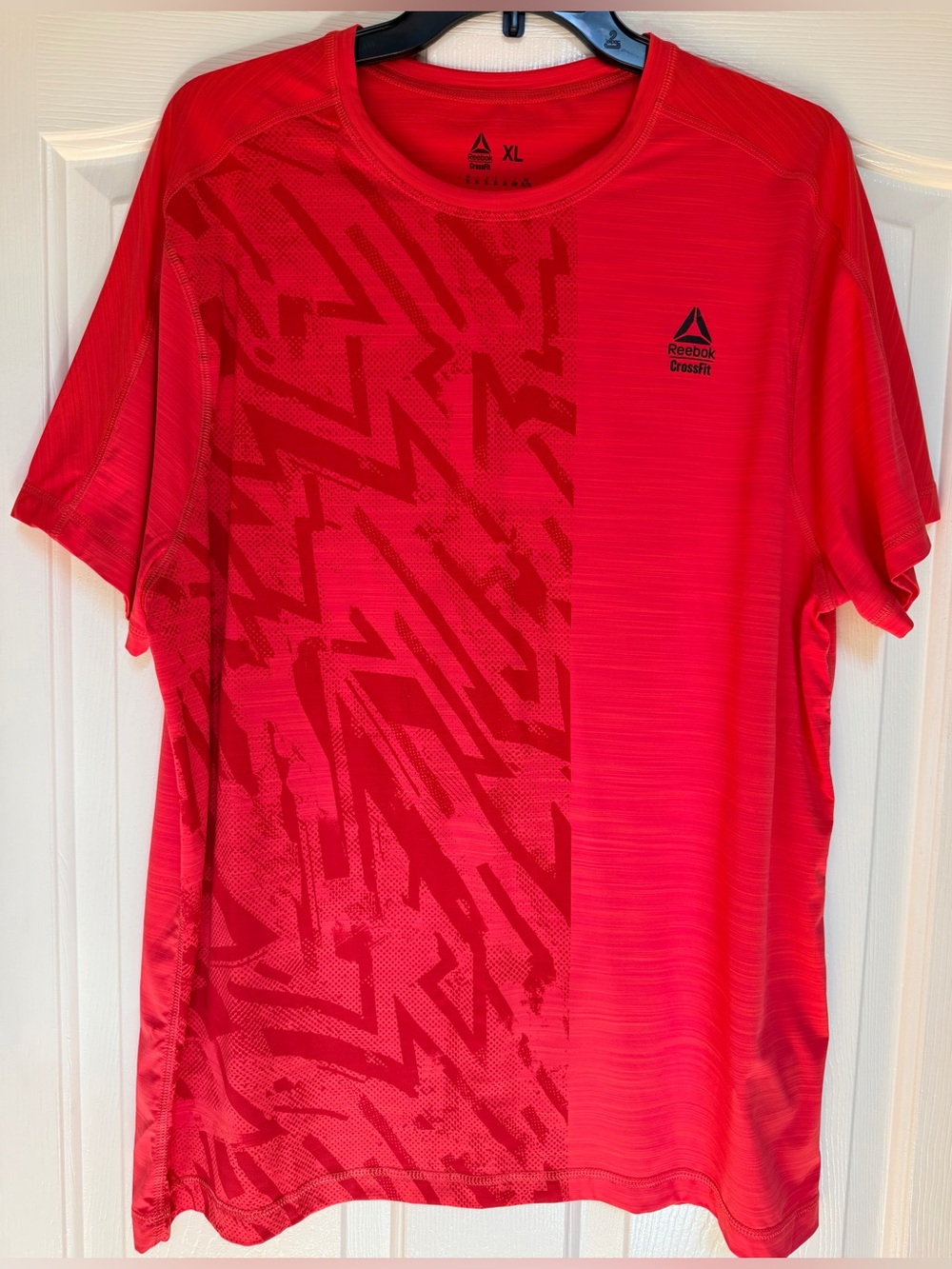 Reebok CrossFit ACTIVCHILL Red Graphic Athletic Shirt XL